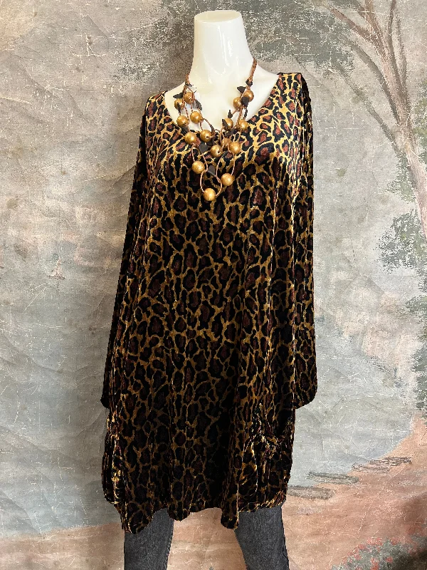 5406 Silk Velvet Judy Tunic-Leopard