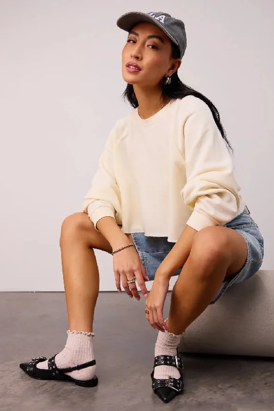 Nara Cropped Sweatshirt in Cream