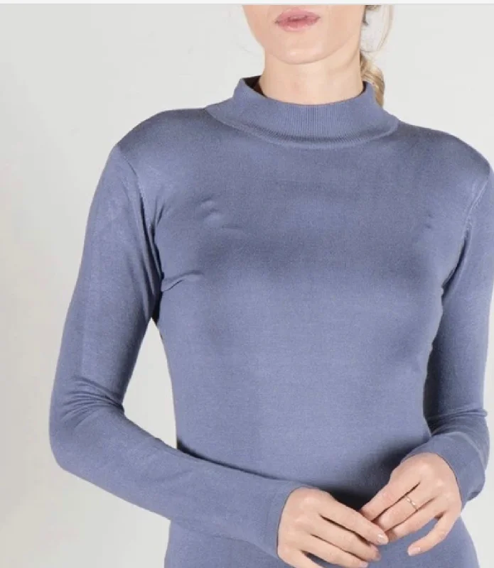 Point Flat Knit Mock Neck