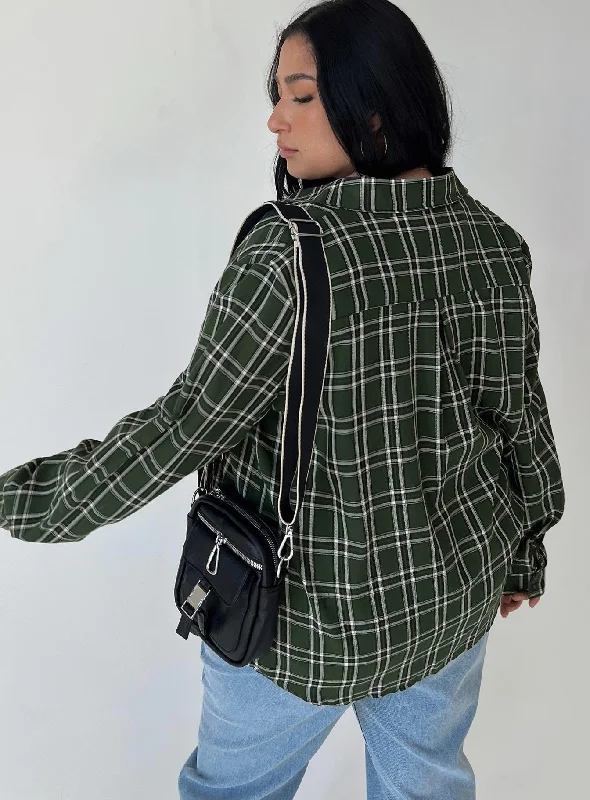 Nora Shirt Forest Green Curve