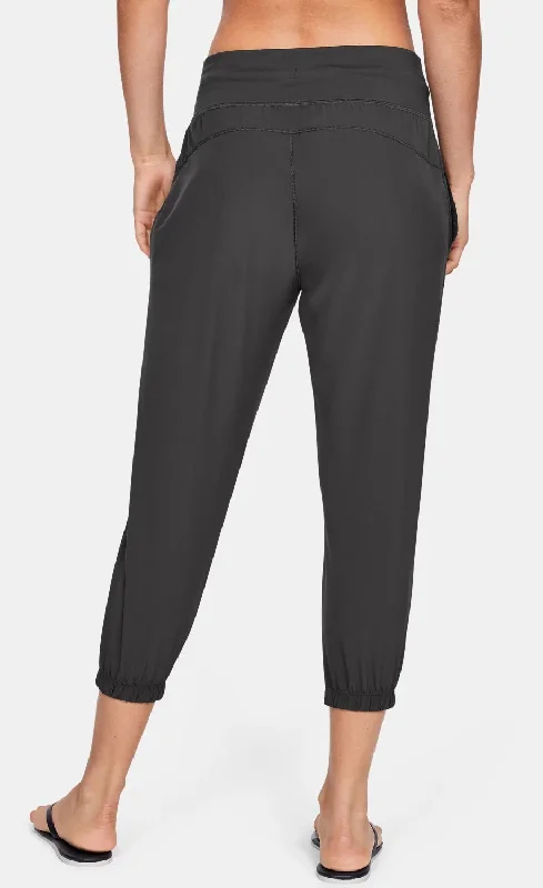 Under Armour UA Women's Sunblock Crop Pants 1287106-010