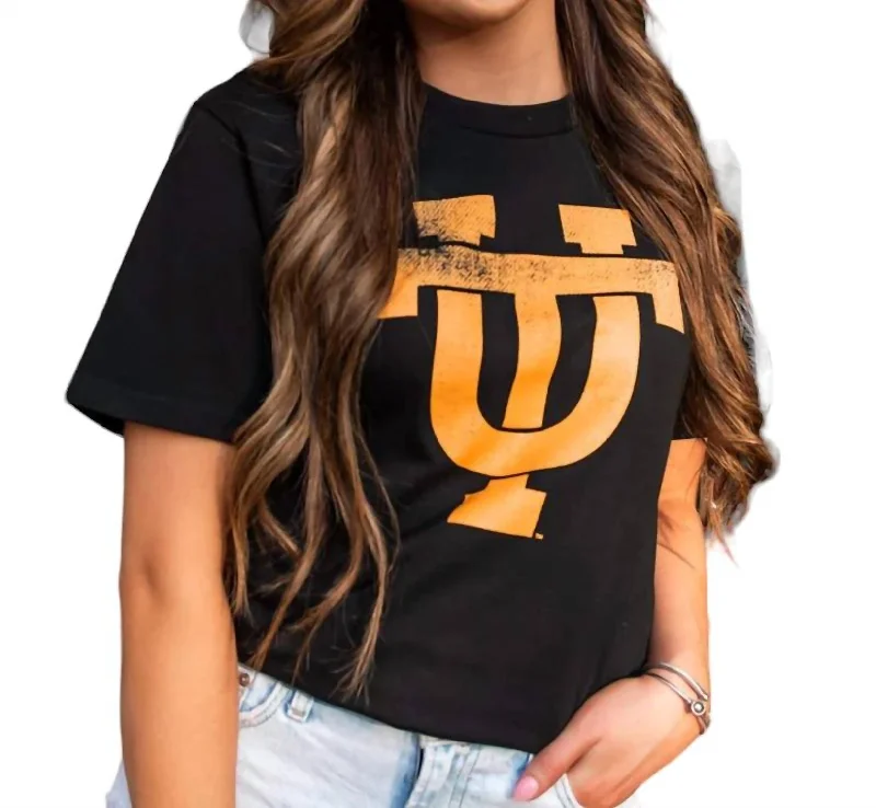 Ut Interlocking Shirt In Black